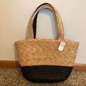 Perfect Tote 🖤 Neiman Marcus 🏝 Black & Neutral
